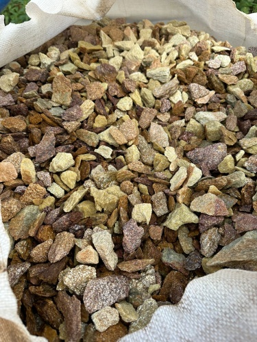 Златолит персиковый декоративная каменная крошка купить в Новой Ляле