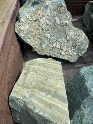 Ландшафтные глыбы зелёные 200-500 килограмм купить в Новой Ляле