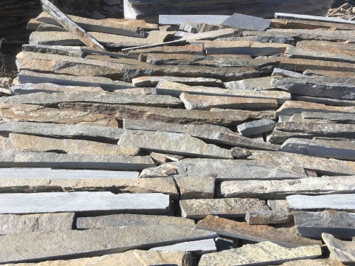 Горбушка златолит мультиколор для облицовки купить в Новой Ляле