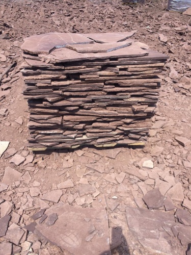 Плитняк лемезит бордовый для цоколя 1,5-2 см купить в Новой Ляле