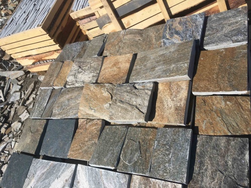 Плитка пилёная златолит Уральский для цоколя, отмостки купить в Новой Ляле