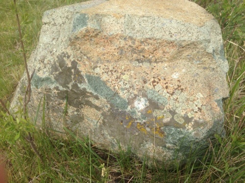 Гигантские зелёные валуны для ландшафтного дизайна весом более 5 тонн купить в Новой Ляле