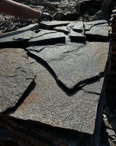 Плитняк златолит серебристый для фасада купить в Новой Ляле