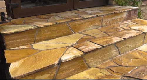 Плитняк златолит жёлтый золотистый для отмостки купить в Новой Ляле